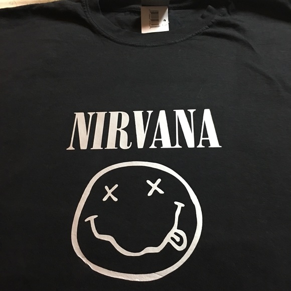 NEW Nirvana Smiley Rock Band Graphic Tee T-shirt Unisex Top - Picture 2 of 2